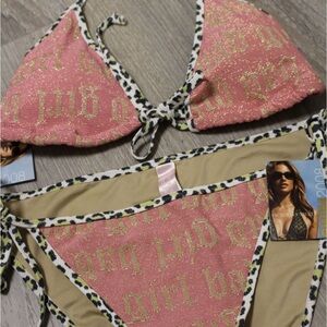 Y2K Deadstock Victoria's Secret Animal
Print bikini set "bad girl" 2008